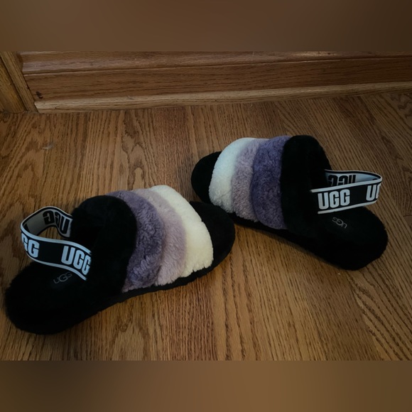 FLUFF YEAH UGG slides💜💟🖤 - Picture 3 of 6
